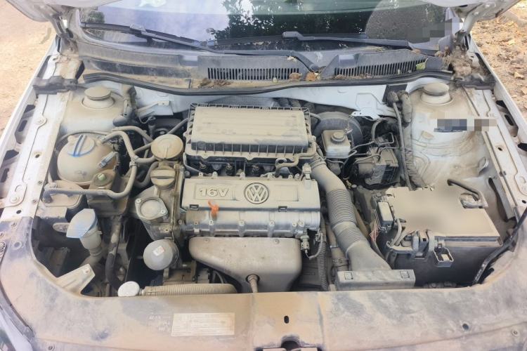 Used Volkswagen Bora 2015 Qihui Edition 1.6L Automatic Fashion Model Engine Bay