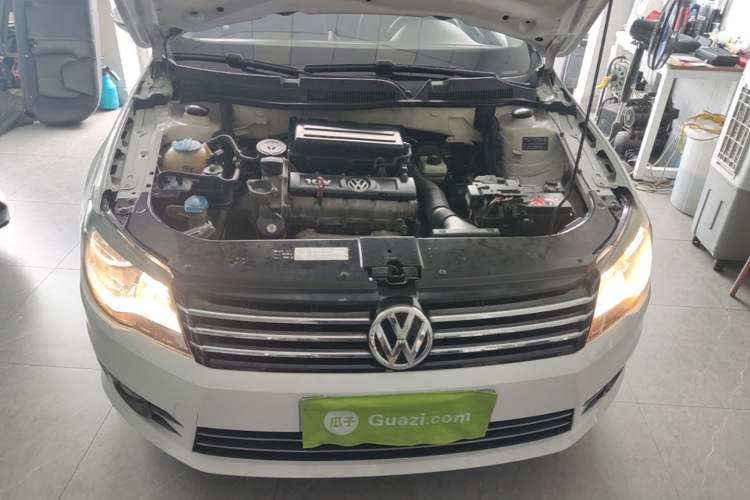 Used Volkswagen Bora 2015 Qihui Edition 1.6L Automatic Fashion Model Engine Bay