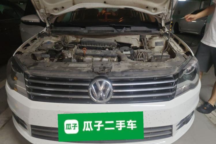 Used Volkswagen Bora 2015 Value Edition 1.6L Automatic Comfort Version Engine Bay