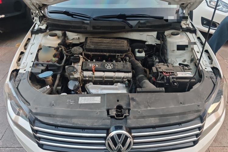 Used Volkswagen Bora 2015 Zhuihui Edition 1.6L Manual Comfort Model Engine Bay