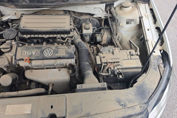 Used Volkswagen Bora 2015 Value Edition 1.6L Automatic Comfort Version Engine Bay Left