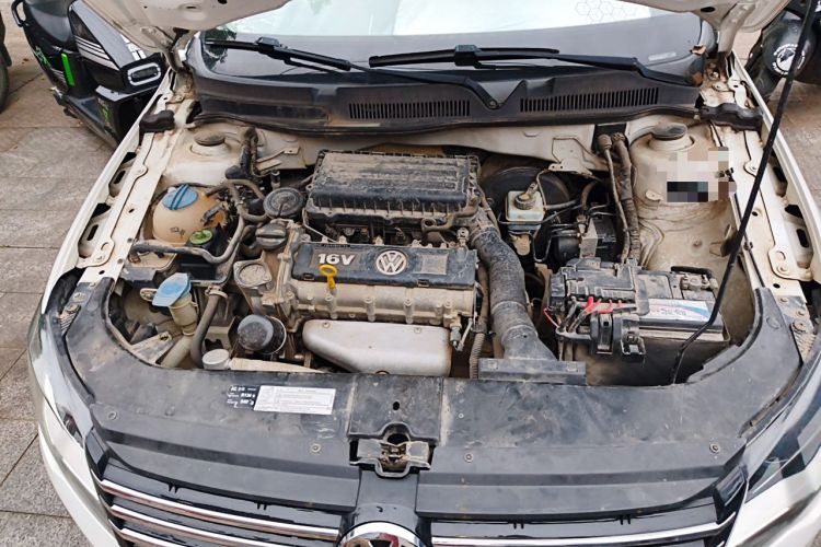 Used Volkswagen Bora 2015 Zhuihui Edition 1.6L Manual Comfort Model Engine Bay