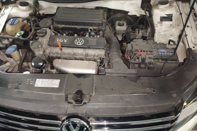 Used Volkswagen Bora 2015 Zhuihui Edition 1.6L Manual Comfort Model Engine Bay