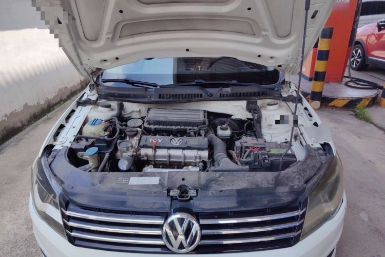 Used Volkswagen Bora 2015 Zhuihui Edition 1.6L Manual Comfort Model Engine Bay