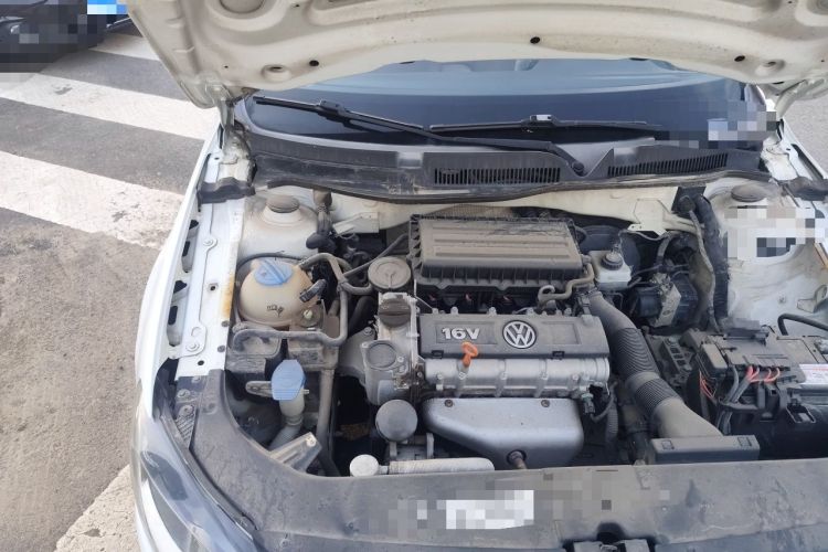 Used Volkswagen Bora 2015 Qihui Edition 1.6L Automatic Fashion Model Engine Bay Right