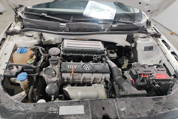 Used Volkswagen Bora 2015 Value Edition 1.6L Manual Fashionable Style Engine Bay