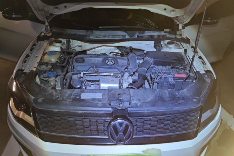 Used Volkswagen Bora 2015 Value Edition 1.4TSI Automatic Sportline Engine Bay