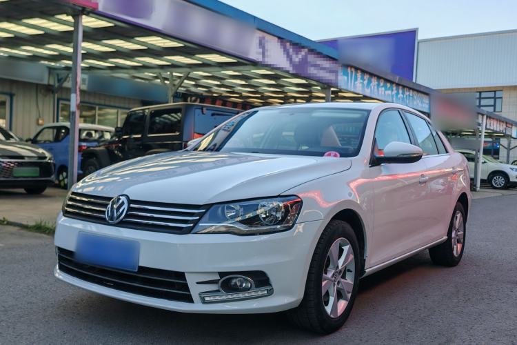 Used Volkswagen Bora 2015 Value Edition 1.6L Automatic Comfort Version Exterior 1