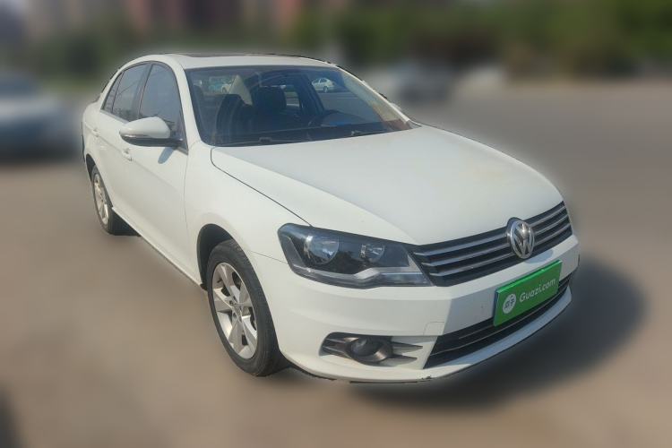 Used Volkswagen Bora 2015 Value Edition 1.6L Automatic Comfort Version Exterior 2