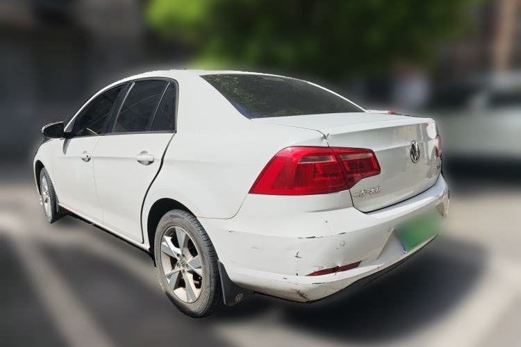 Used Volkswagen Bora 2015 Qihui Edition 1.6L Automatic Fashion Model Exterior 3
