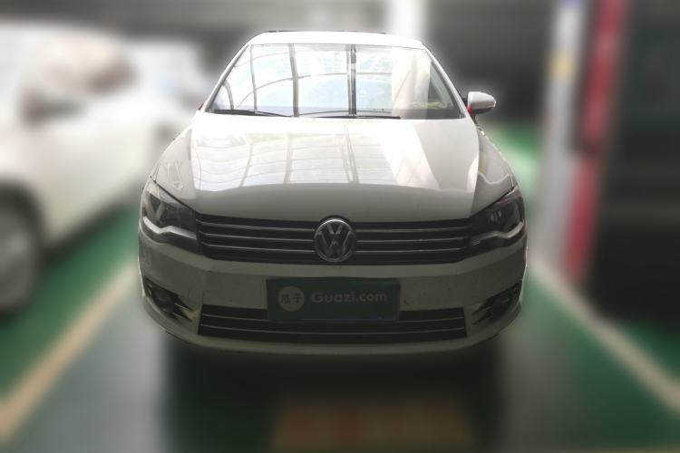 Used Volkswagen Bora 2015 Value Edition 1.6L Automatic Comfort Version Front