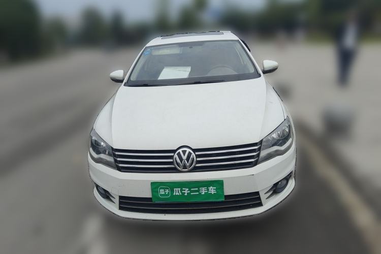 Used Volkswagen Bora 2015 Value Edition 1.6L Automatic Comfort Version Front