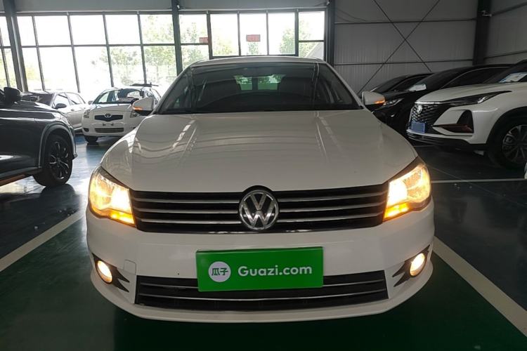 Used Volkswagen Bora 2015 Value Edition 1.6L Manual Fashionable Style Front