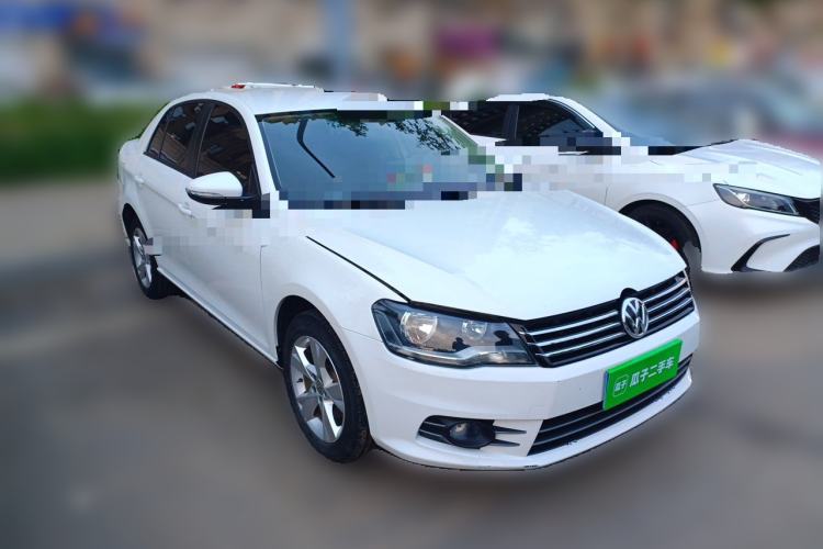 Used Volkswagen Bora 2015 Value Edition 1.6L Manual Fashionable Style Front Right 45 Deg