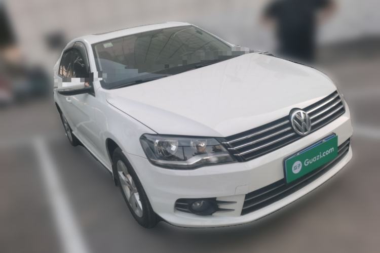 Used Volkswagen Bora 2015 Zhuihui Edition 1.6L Manual Comfort Model Front Right 45 Deg