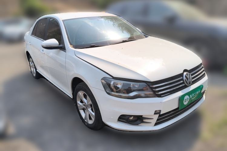 Used Volkswagen Bora 2015 Value Edition 1.6L Manual Fashionable Style Front Right 45 Deg