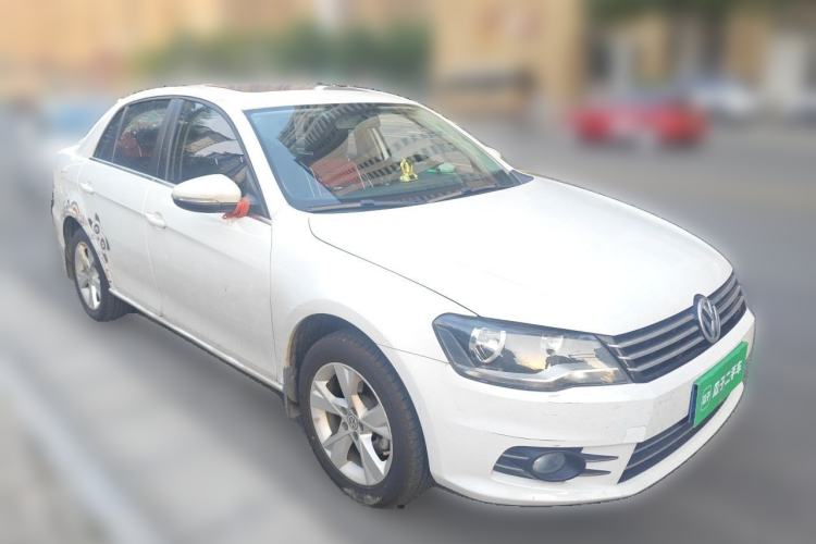 Used Volkswagen Bora 2015 Zhuihui Edition 1.6L Manual Comfort Model Front Right 45 Deg