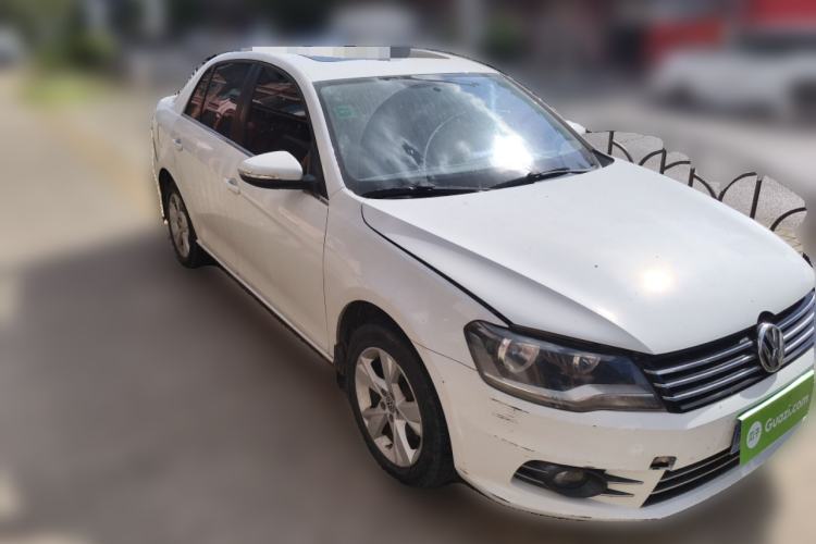 Used Volkswagen Bora 2015 Zhuihui Edition 1.6L Manual Comfort Model Front Right 45 Deg