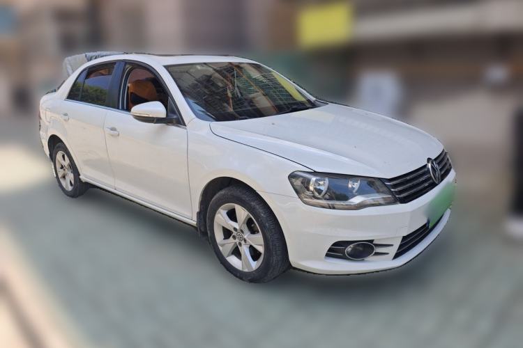 Used Volkswagen Bora 2015 Zhuihui Edition 1.6L Manual Comfort Model Front Right 45 Deg
