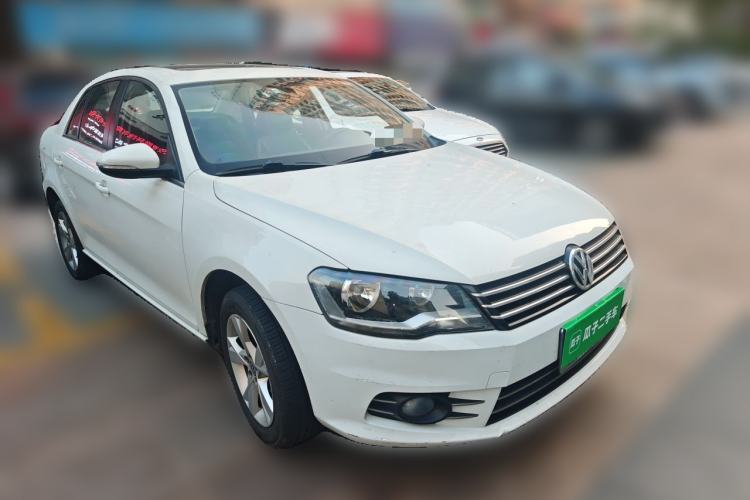 Used Volkswagen Bora 2015 Zhuihui Edition 1.6L Manual Comfort Model Front Right 45 Deg