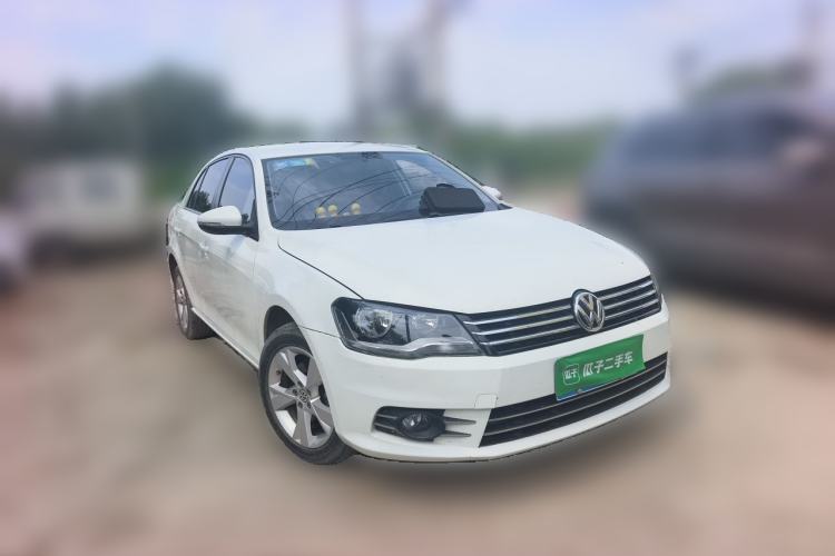Used Volkswagen Bora 2015 Qihui Edition 1.6L Automatic Fashion Model Front Right 45 Deg