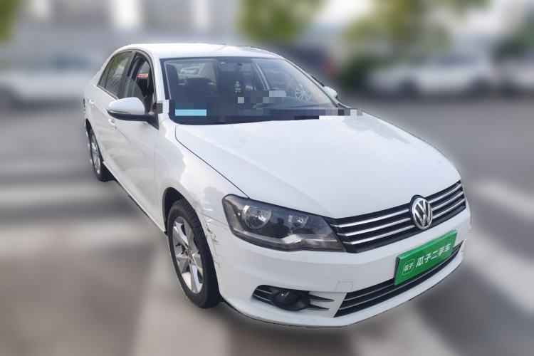 Used Volkswagen Bora 2015 Qihui Edition 1.6L Automatic Fashion Model Front Right 45 Deg