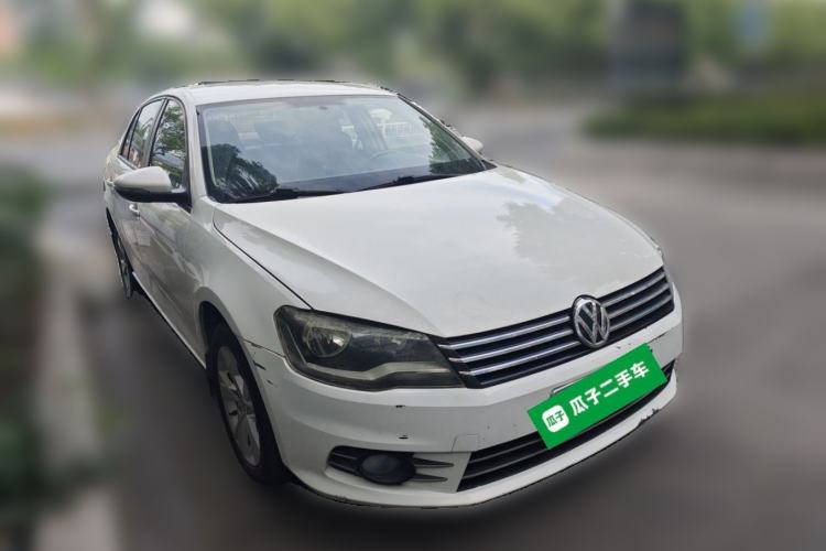 Used Volkswagen Bora 2015 Value Edition 1.6L Manual Fashionable Style Front Right 45 Deg