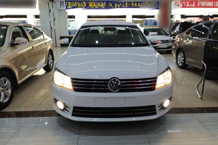 Used Volkswagen Bora 2015 Value Edition 1.6L Manual Fashionable Style Front