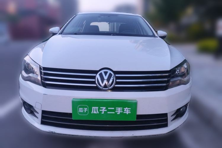Used Volkswagen Bora 2015 Value Edition 1.6L Automatic Comfort Version Front