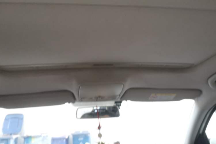 Used Volkswagen Bora 2015 Value Edition 1.6L Automatic Comfort Version Headliner