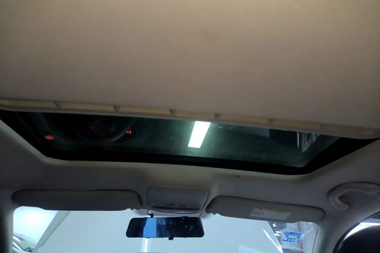 Used Volkswagen Bora 2015 Zhuihui Edition 1.6L Manual Comfort Model Headliner