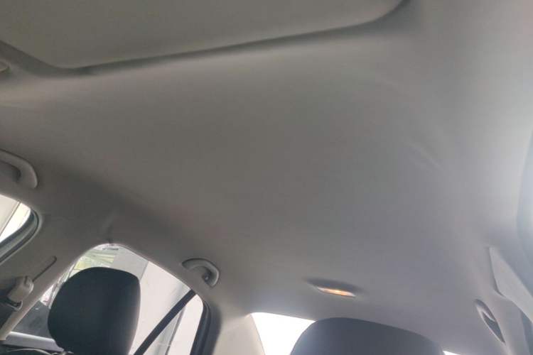Used Volkswagen Bora 2015 Qihui Edition 1.6L Automatic Fashion Model Headliner