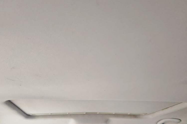 Used Volkswagen Bora 2015 Value Edition 1.6L Automatic Comfort Version Headliner