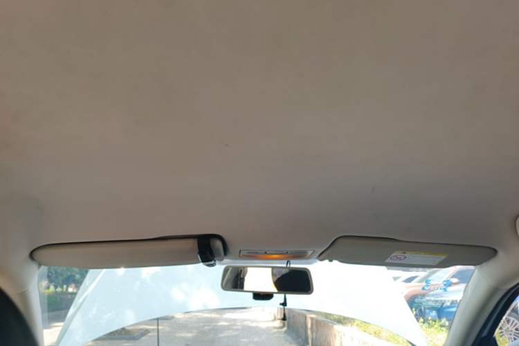 Used Volkswagen Bora 2015 Qihui Edition 1.6L Automatic Fashion Model Headliner