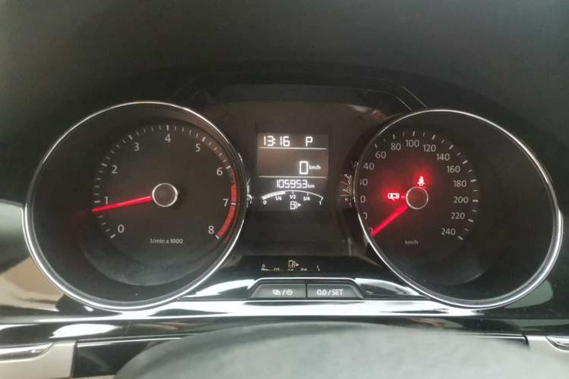 Used Volkswagen Bora 2015 Value Edition 1.6L Automatic Comfort Version Instrument Cluster