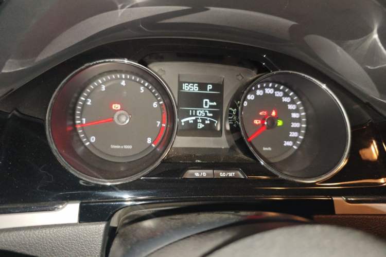 Used Volkswagen Bora 2015 Qihui Edition 1.6L Automatic Fashion Model Instrument Cluster