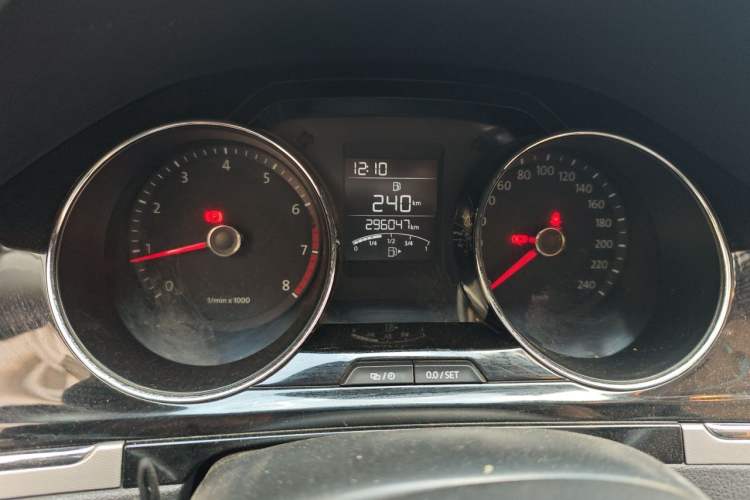 Used Volkswagen Bora 2015 Zhuihui Edition 1.6L Manual Comfort Model Instrument Cluster