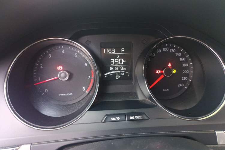Used Volkswagen Bora 2015 Qihui Edition 1.6L Automatic Fashion Model Instrument Cluster