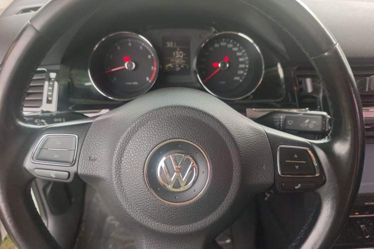 Used Volkswagen Bora 2015 Zhuihui Edition 1.6L Manual Comfort Model Instrument Cluster