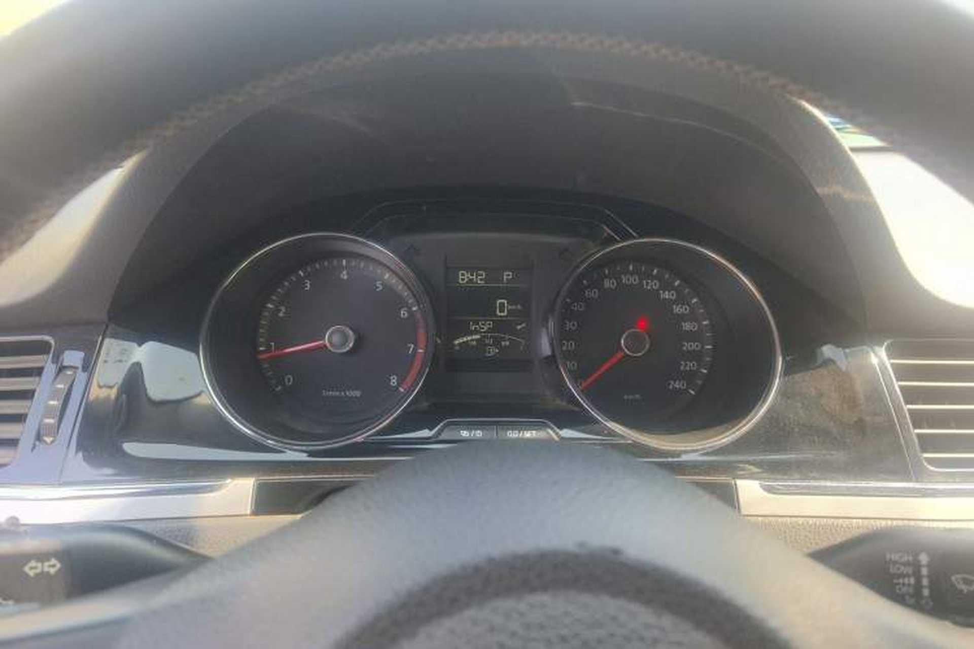 Used Volkswagen Bora 2015 Value Edition 1.6L Automatic Comfort Version Instrument Cluster