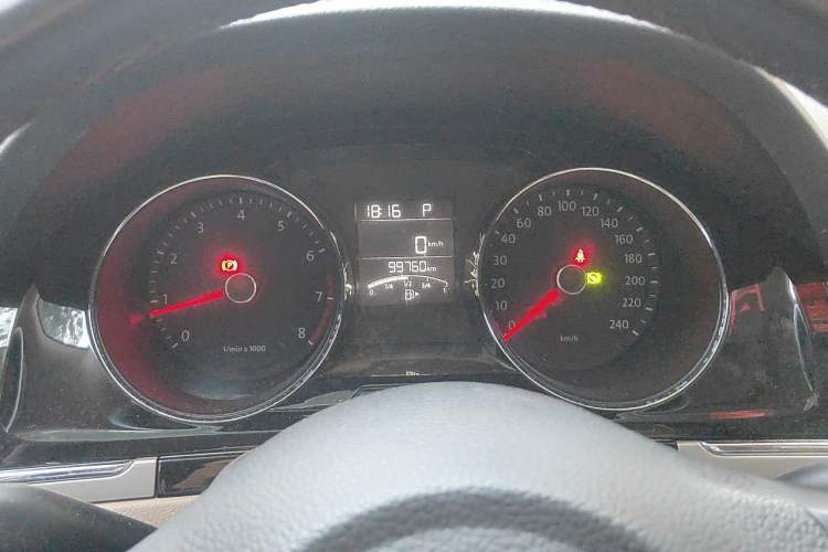 Used Volkswagen Bora 2015 Value Edition 1.6L Automatic Comfort Version Instrument Cluster