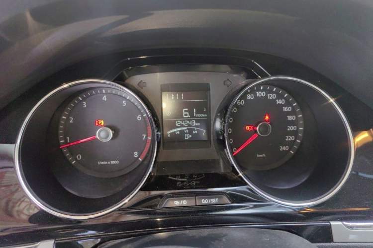 Used Volkswagen Bora 2015 Zhuihui Edition 1.6L Manual Comfort Model Instrument Cluster