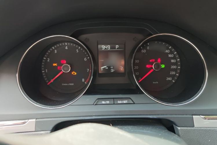 Used Volkswagen Bora 2015 Qihui Edition 1.6L Automatic Fashion Model Instrument Cluster