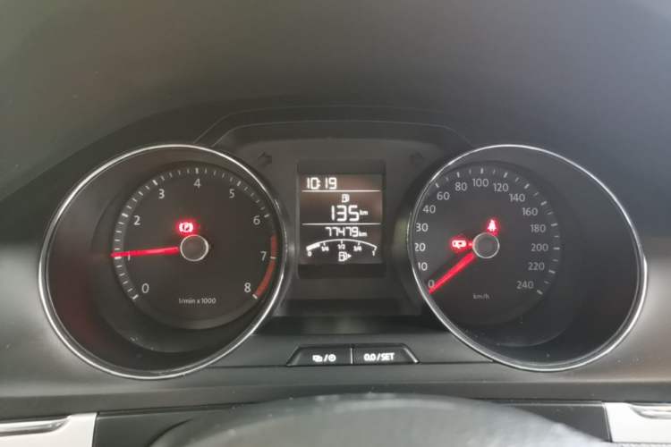 Used Volkswagen Bora 2015 Value Edition 1.6L Manual Fashionable Style Instrument Cluster