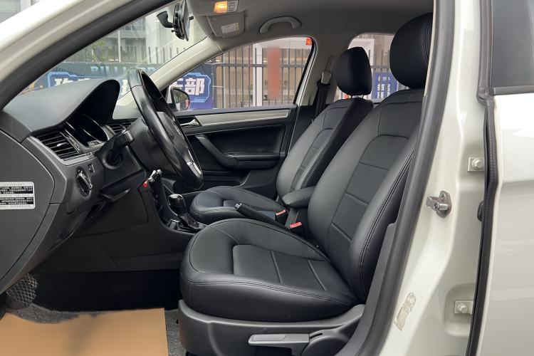 Used Volkswagen Bora 2015 Qihui Edition 1.6L Automatic Fashion Model Interior 1