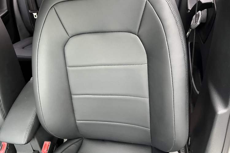 Used Volkswagen Bora 2015 Qihui Edition 1.6L Automatic Fashion Model Interior 3