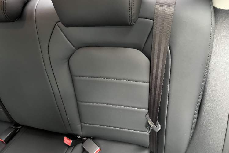 Used Volkswagen Bora 2015 Qihui Edition 1.6L Automatic Fashion Model Interior 5