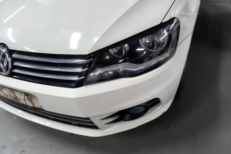 Used Volkswagen Bora 2015 Zhuihui Edition 1.6L Manual Comfort Model Left Front Headlight