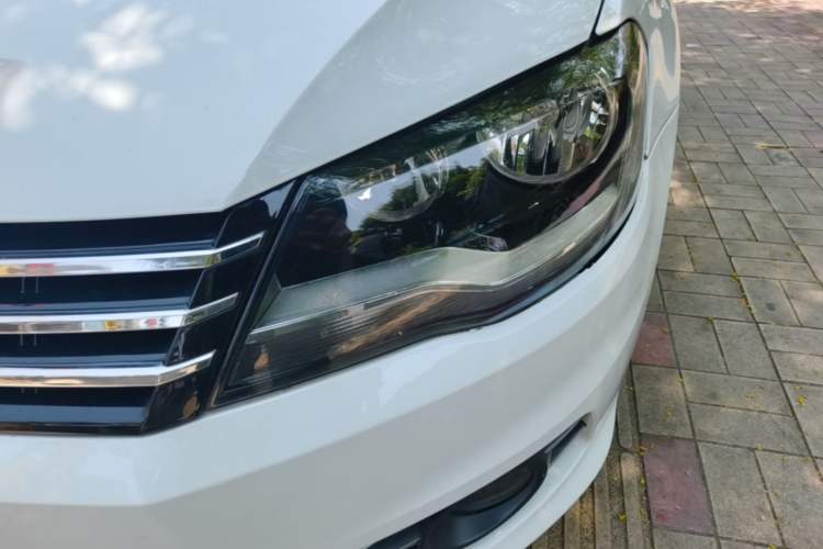 Used Volkswagen Bora 2015 Qihui Edition 1.6L Automatic Fashion Model Left Front Headlight