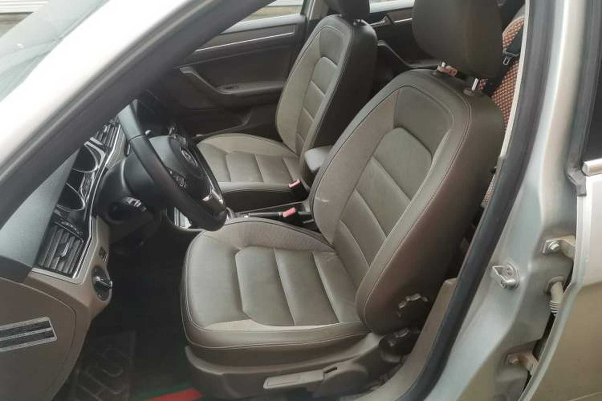 Used Volkswagen Bora 2015 Value Edition 1.6L Automatic Comfort Version Left Front Seat